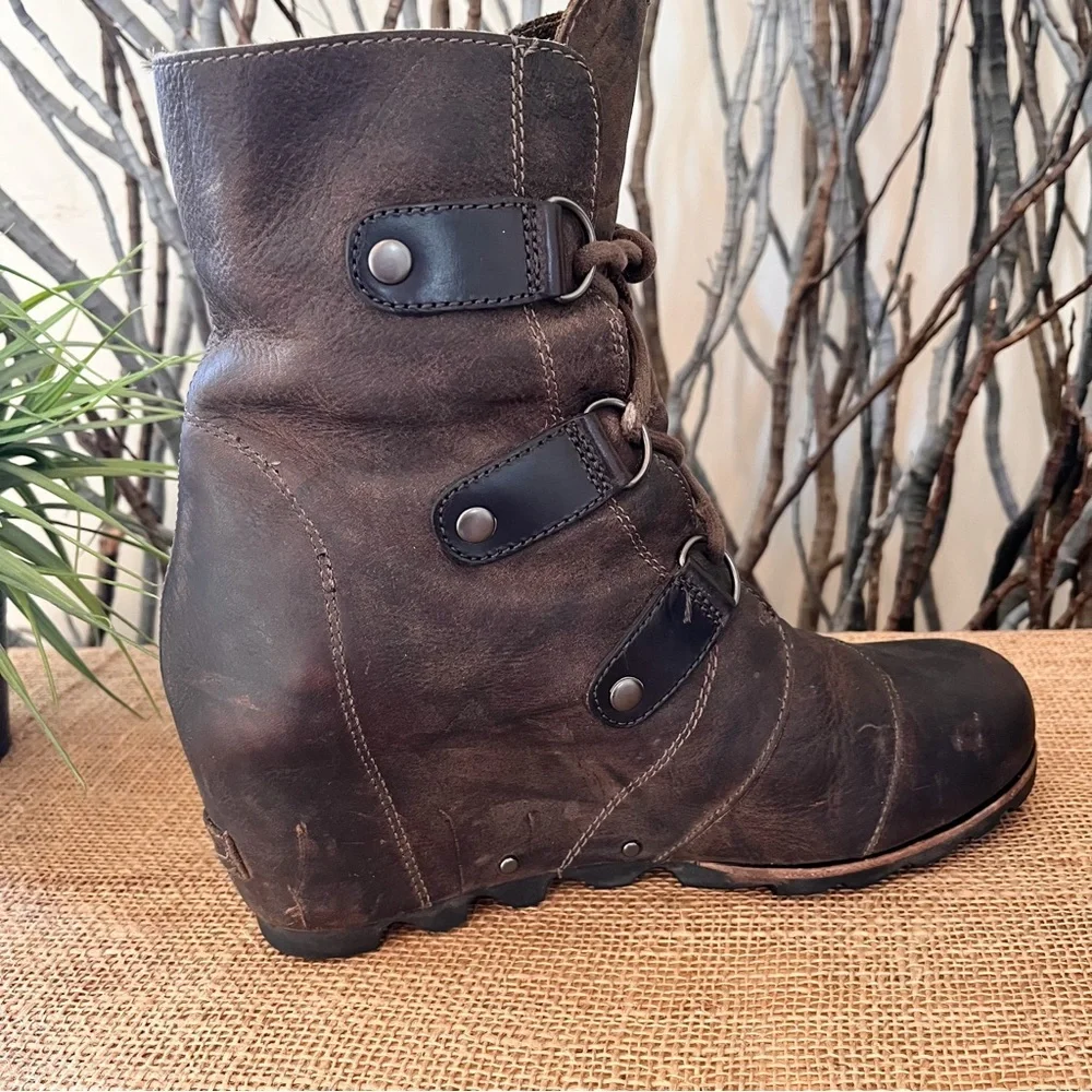 Sorel Joan of Arc Mid Wedge Booties Size 10 - Picture 5 of 12